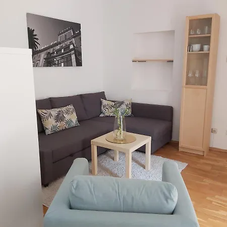 Center Golden Roof 8 * إنسبروك